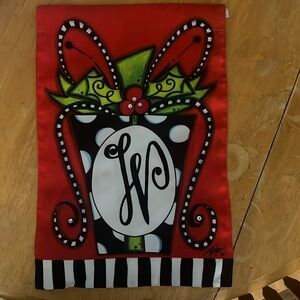 Christmas garden flag with a “W”